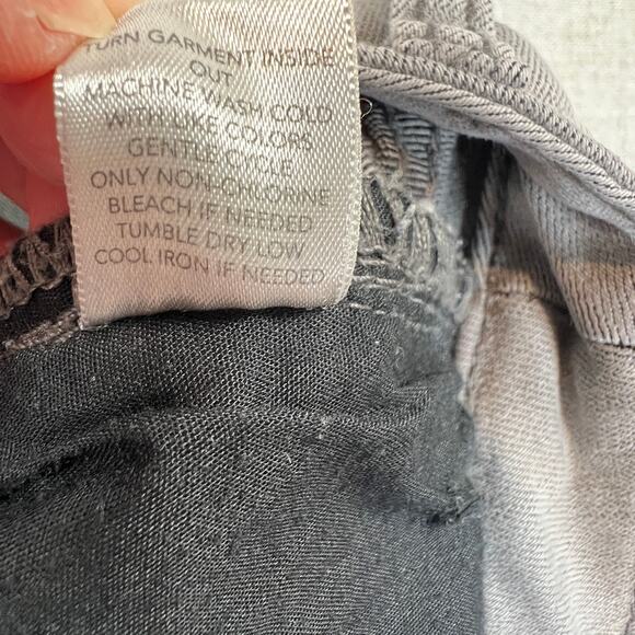 Christopher and Banks Mid Rise Straight Leg Jeans Women's 10 Gray Studded Pocket - Picture 6 of 15